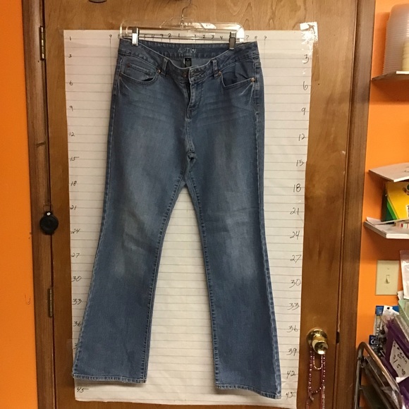 Apt. 9 Denim - APT 9 women’s 5 pocket jeans sz 8  blue